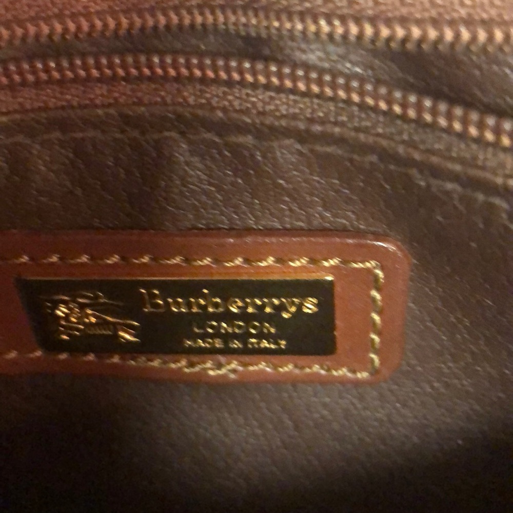 💎🎉HOST PICK🎉💎Burberry Vintage Check Handbag - Picture 6 of 6